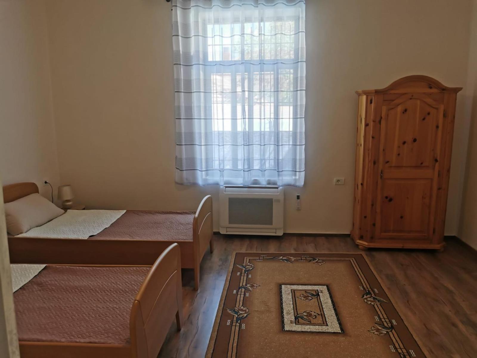 Gm Tirana Hostel Eksteriør billede